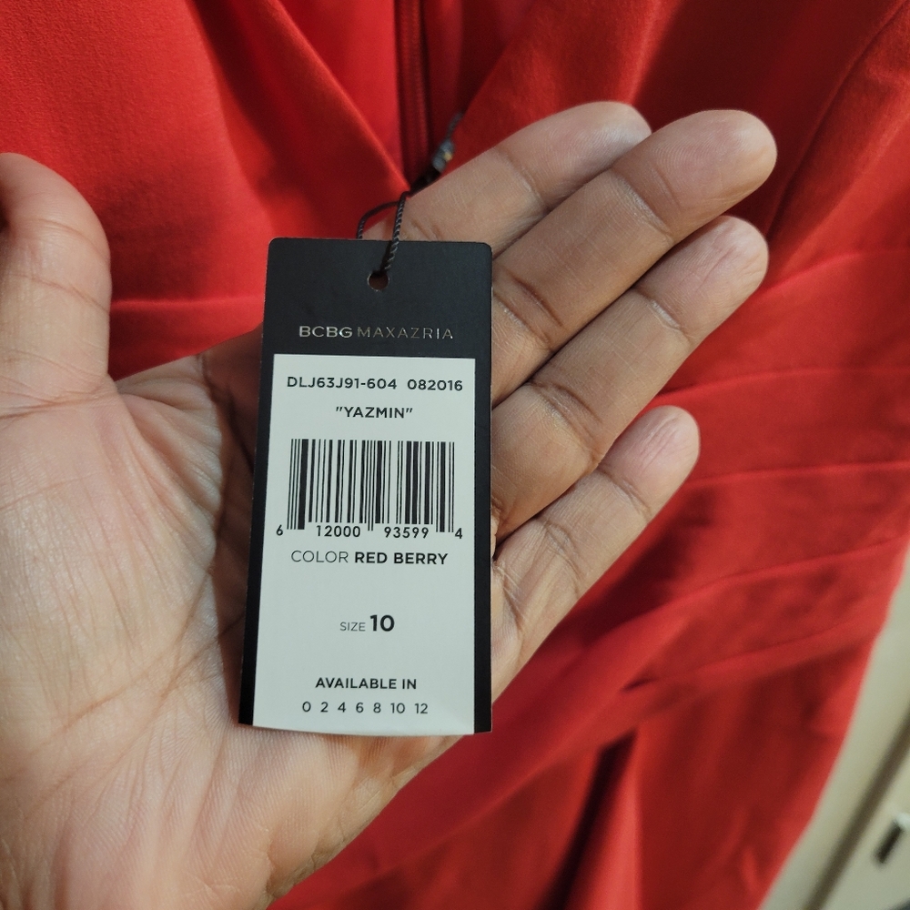 BCBG MAXAZRIA - Picture 4 of 6